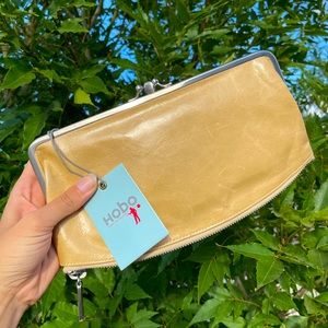 HOBO MAVIS Clutch Tan, size: MED | Vintage
